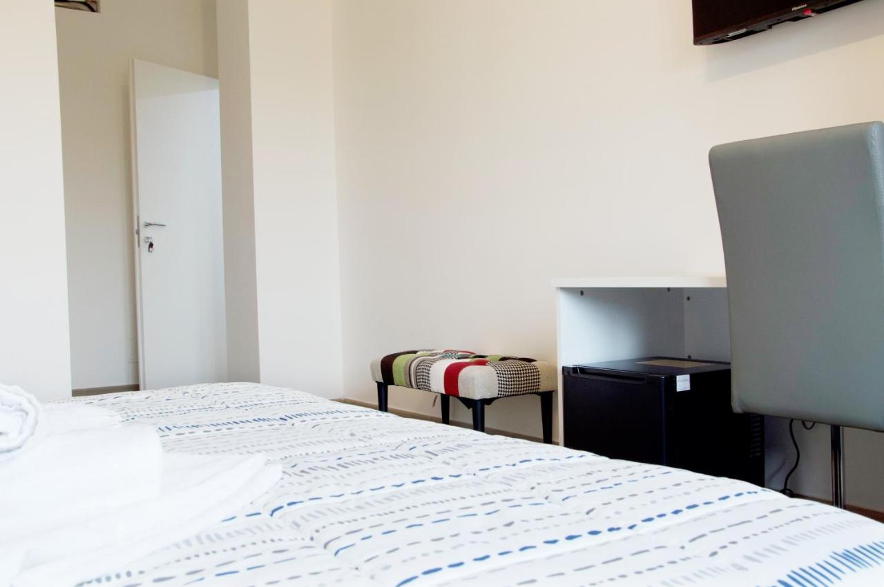 Minerva Rooms Pavia Ngoại thất bức ảnh